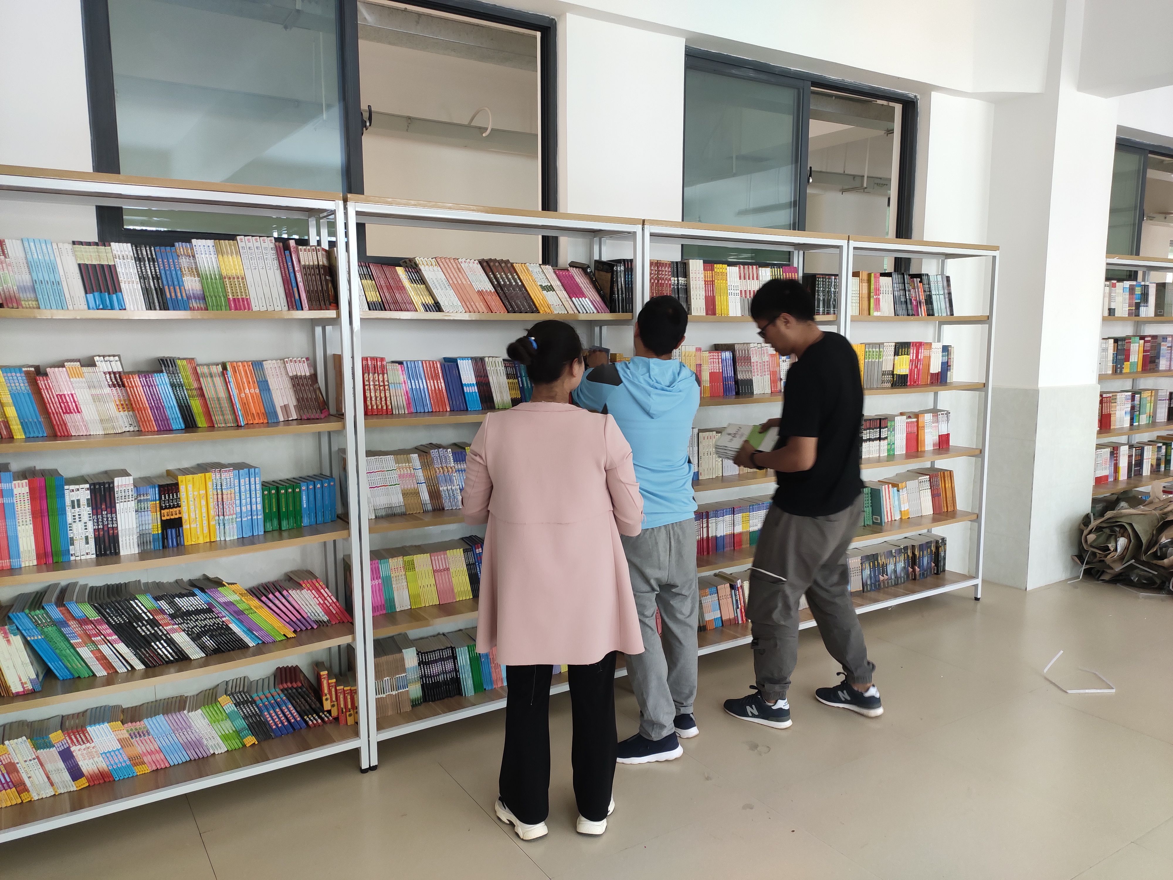 爱心进行时——《第五人格》公益项目安康图书馆正在建设中 爱心进行时——《第五人格》公益项目安康图书馆正在建设中