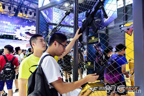 chinajoy穿越火线现场图