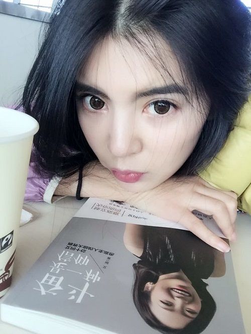 御龙在天美女玩家