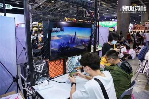 圆满收官!腾讯自研生存大作《黎明觉醒》火爆萤火虫漫展 圆满收官!腾讯自研生存大作《黎明觉醒》火爆萤火虫漫展