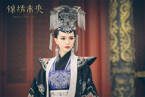 《锦绣未央》唐嫣演绎多面形象李未央