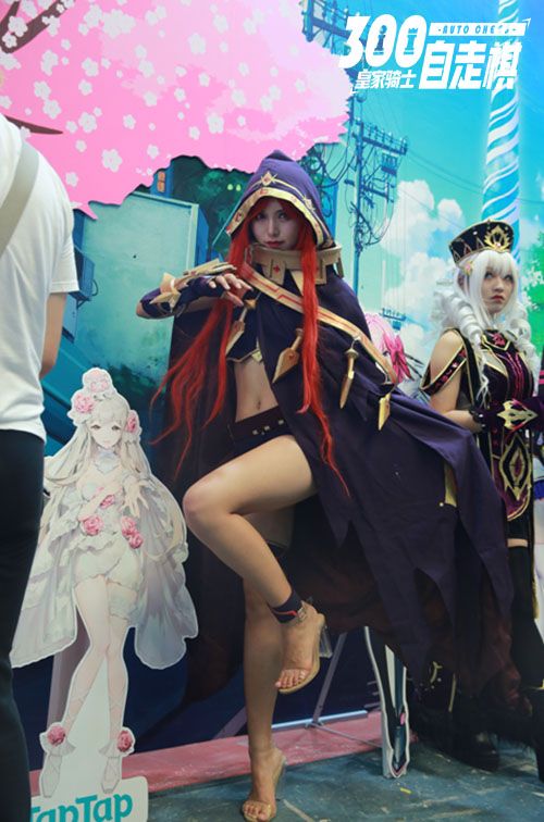 CCG现场引围观化身骑士守护公主