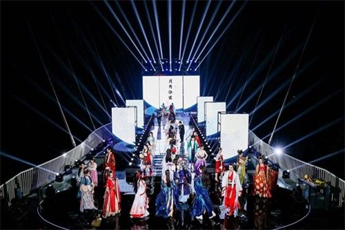 天涯明月刀携手大湘西,五年国风新文创迈入全新阶段 天涯明月刀携手大湘西,五年国风新文创迈入全新阶段