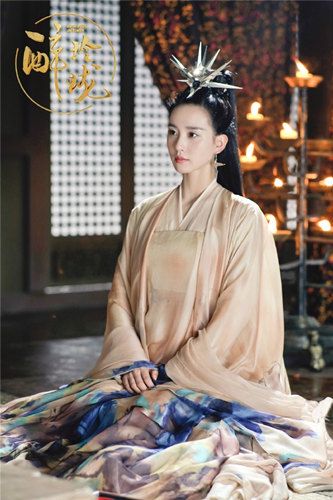 醉玲珑:凤主刘诗诗美如画