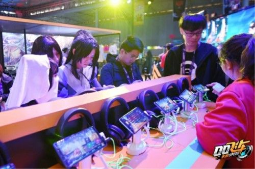 QQ飞车手游2