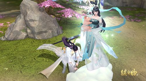 全新神兽嫦娥与怀中的八戒(?)