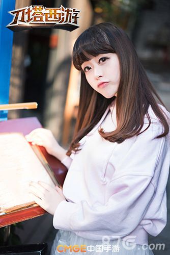 《刀塔西游》CJ现场美女主播Mik