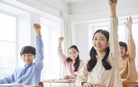 青苗电子学生证app宣传图
