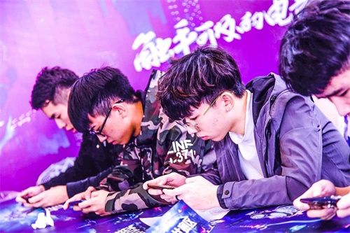 递进式变革,《王者荣耀》能拥有属于自己的“甲子园”吗? 递进式变革,《王者荣耀》能拥有属于自己的“甲子园”吗?